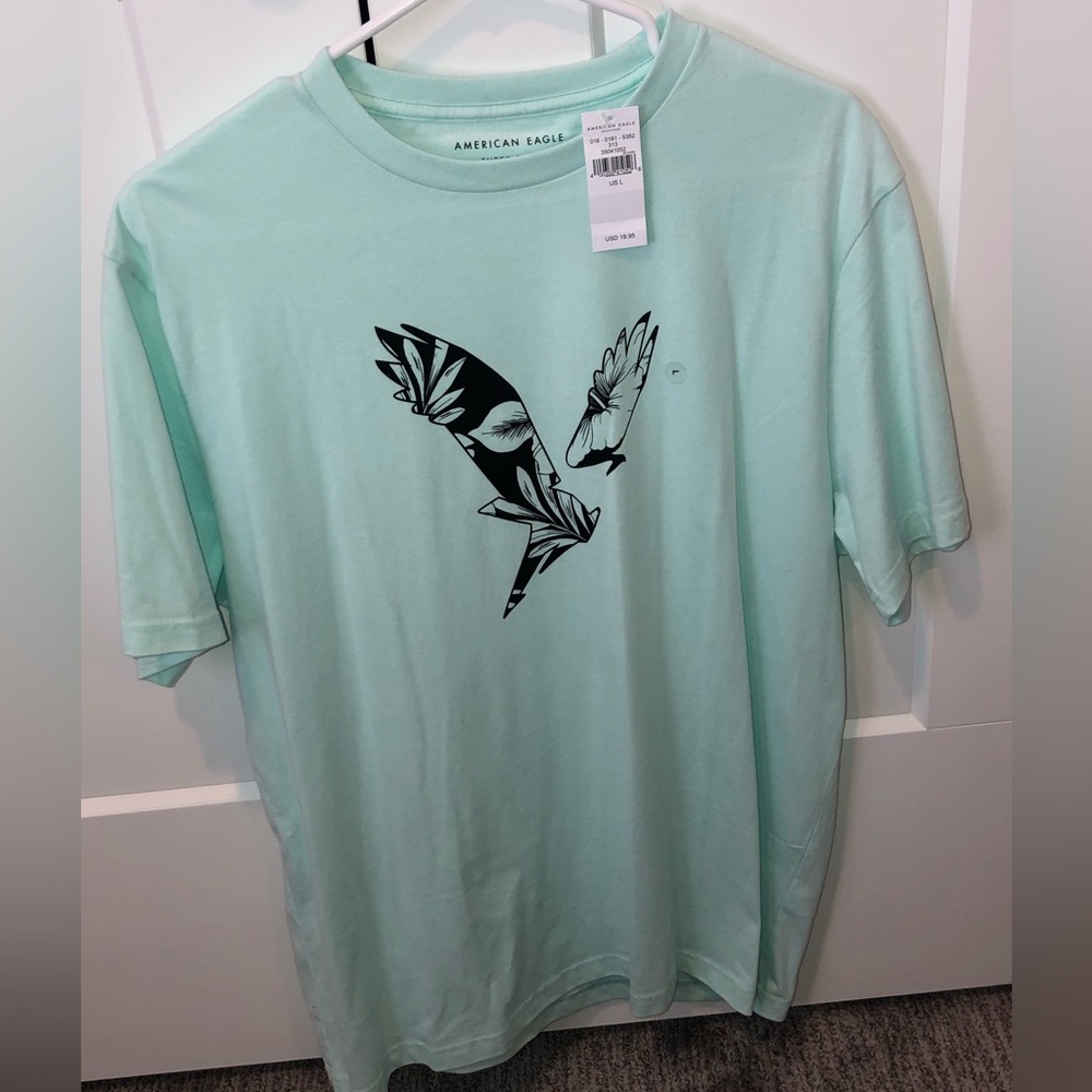 American Eagle Graphic T-shirt